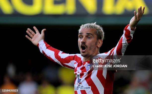 Atletico Madrid's French forward Antoine Griezmann reacts during the Spanish league football match between Villarreal CF and Club Atletico de Madrid...