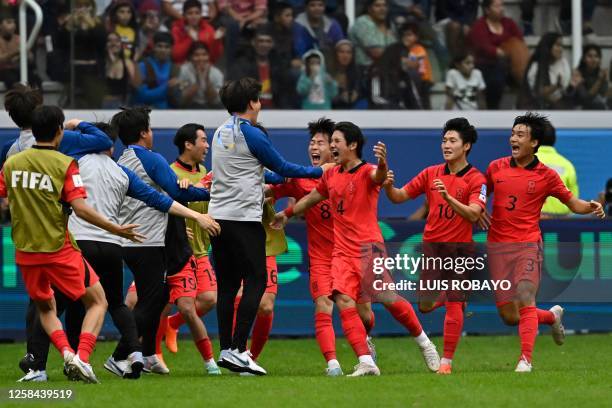 South Korea's defender Choi Seok-hyun celebrates with teammates after scoring his team's first goal during the Argentina 2023 U-20 World Cup...