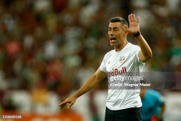 Pedro Caixinha coach of Red Bull Bragantino reacts during the match between Fluminense and Red Bull Bragantino as part of Brasileirao 2023 at...