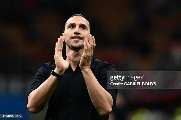 Milan's Swedish forward Zlatan Ibrahimovic acknowledges the public during a farewell ceremony following the Italian Serie A football match between AC...
