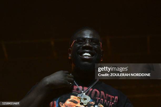 Paris June Rapper Dinos (Rapper) Fotografías e imágenes de stock - Getty Images