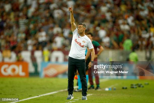 Pedro Caixinha, head coach of Red Bull Bragantino reacts during the match between Fluminense and Red Bull Bragantino as part of Brasileirao 2023 at...