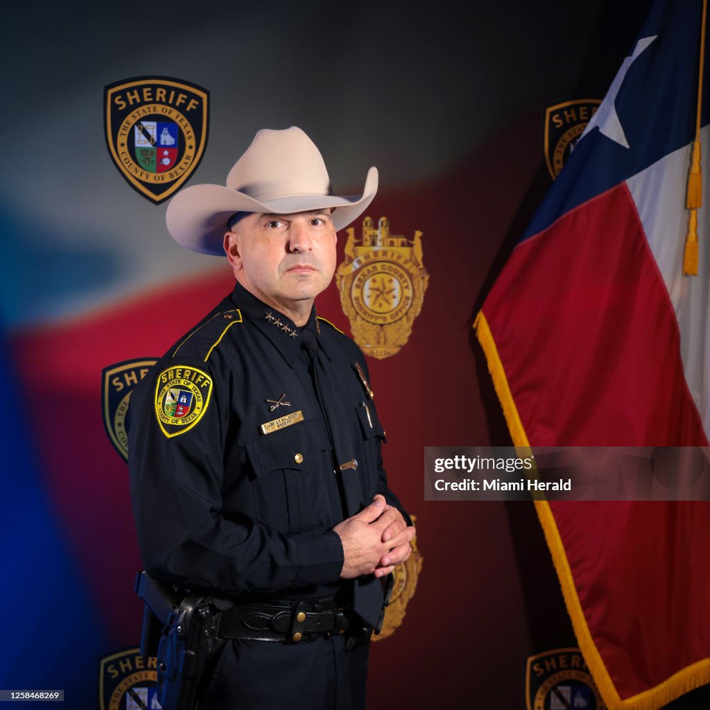 US-NEWS-FLAGOV-MIGRANTS-FLIGHTS-SHERIFF-MI