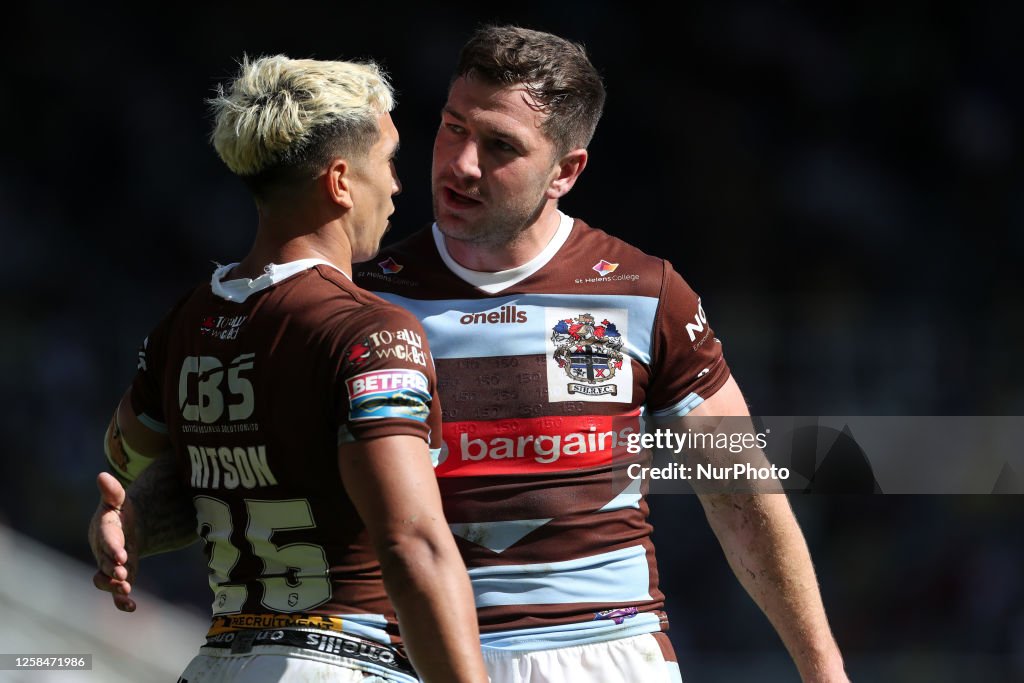 St Helens v Huddersfield Giants - BetFred Super League