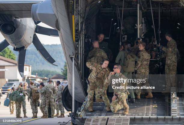 June 2023, Rhineland-Palatinate, Ramstein-Miesenbach: As part of the international military exercise "Saber Guardian 23," U.S. Air Force soldiers are...