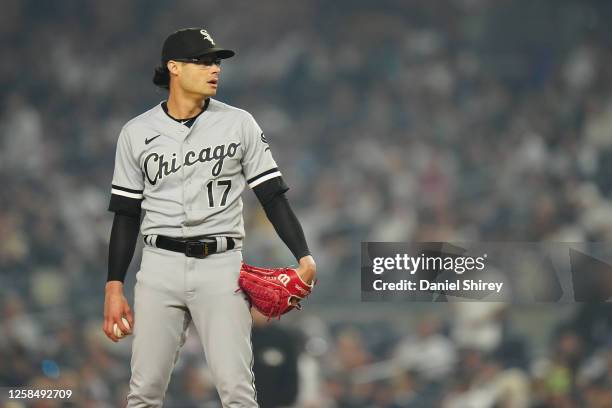 Joe Kelly of the Chicago White Sox pitches during the game between the Chicago White Sox and the New York Yankees at Yankee Stadium on Tuesday, June...