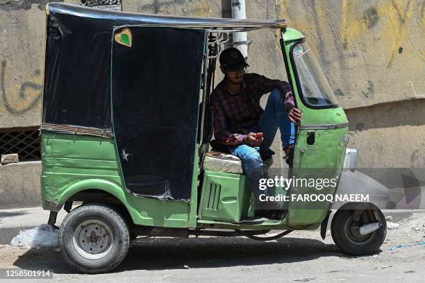 4,260 Auto Rickshaw Driver Stock Photos, High-Res Pictures, and Images ...