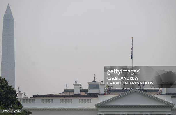 4,499 White House On Fire Stock Photos, High-Res Pictures, and Images