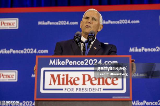 Former US Vice President Mike Pence speaks during a campaign launch event at the Des Moines Area Community College in Ankeny, Iowa, US, on Wednesday,...