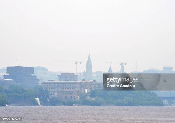 Smoke from forest fires in Quebec and other areas in Canada reached Ottawa downtown with the effect of wind, on June 07, 2023 in Ottawa, Canada on...