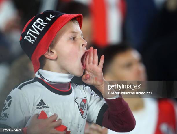 Fan of River Plate cheers for the team during a Copa CONMEBOL Libertadores 2023 group D match between River Plate and Fluminense at Estadio Mas...