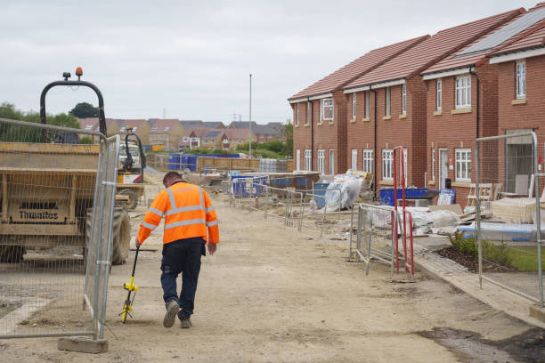 GBR: UK Housing As Slumping Prices Spell Trouble for Growth