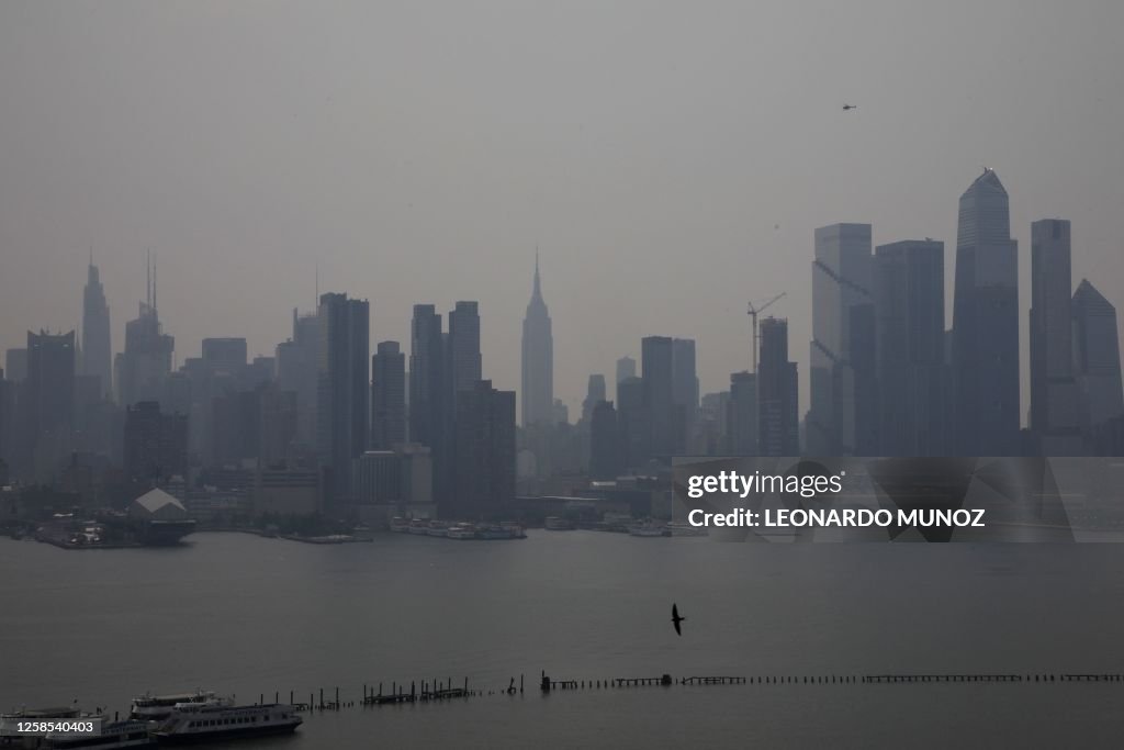 US-CANADA-FIRE-POLLUTION