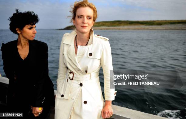 La garde des Sceaux Rachida Dati et la secrétaire d'Etat à l'Ecologie Nathalie Kosciusko-Morizet visitent l'île de Quémènes dans l'archipel de...