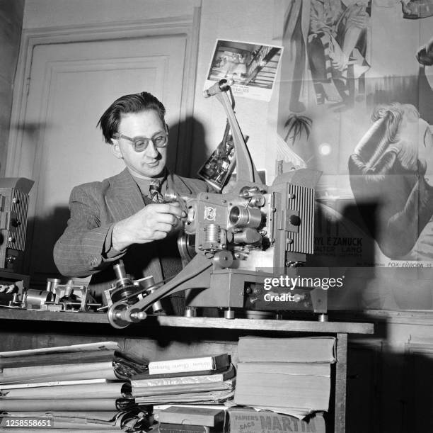 French Inventeers French Inventor Photos and Premium High Res Pictures - Getty Images