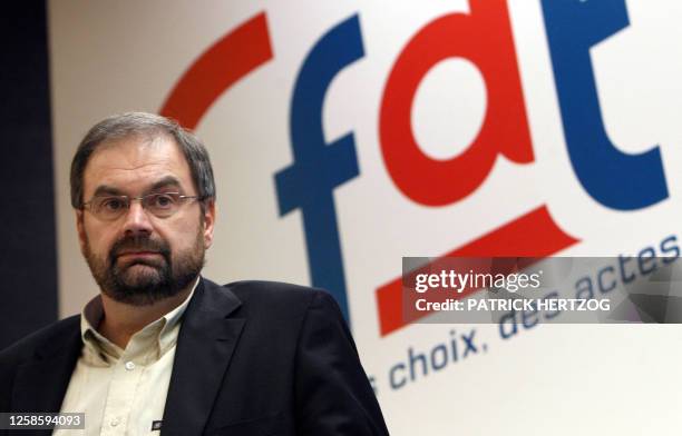 Le secrétaire général de la CFDT François Chérèque s'apprête à donner une conférence de presse, le 17 Janvier 2008 à Paris. Le bureau national de la...