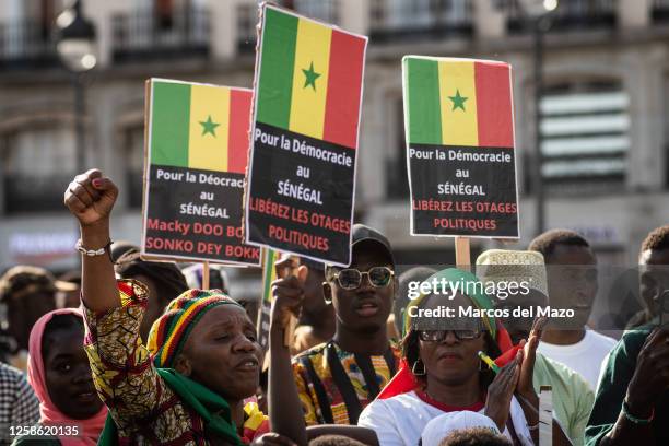 301 photos et images de Drapeau Sénégalais - Getty Images