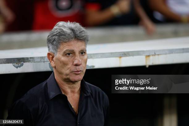 Renato Portaluppi coach of Gremio looks on during match between Flamengo and Gremio as part of Brasileirao 2023 at Maracana Stadium on June 11, 2023...