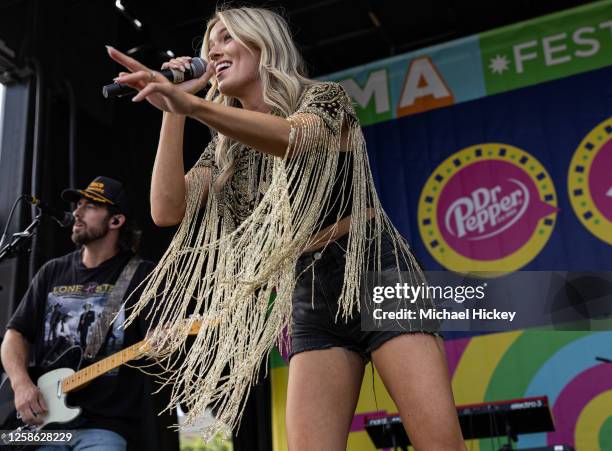 Mackenzie Carpenter performs on stage during CMA Fest 2023 at Dr. Pepper Amp stage on June 11, 2023 in Nashville, Tennessee.
