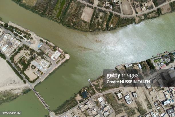 Basra Rivers Basra Photos and Premium High Res Pictures - Getty Images