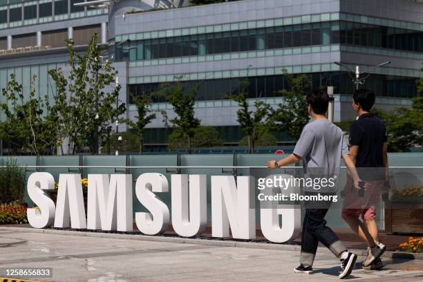 The Samsung Electronics Co. Logo at the company's headquarters in Suwon, South Korea, on Tuesday, June 13, 2023. Samsung Electronics will unveil its...