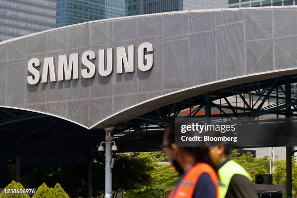 The Samsung Electronics Co. Logo at the company's headquarters in Suwon, South Korea, on Tuesday, June 13, 2023. Samsung Electronics will unveil its...