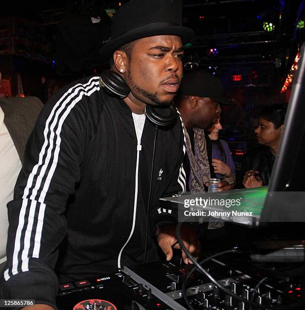 Jason Manzell Rapper 102 Jason Mizell Jr Photos & High Res Pictures - Getty Images