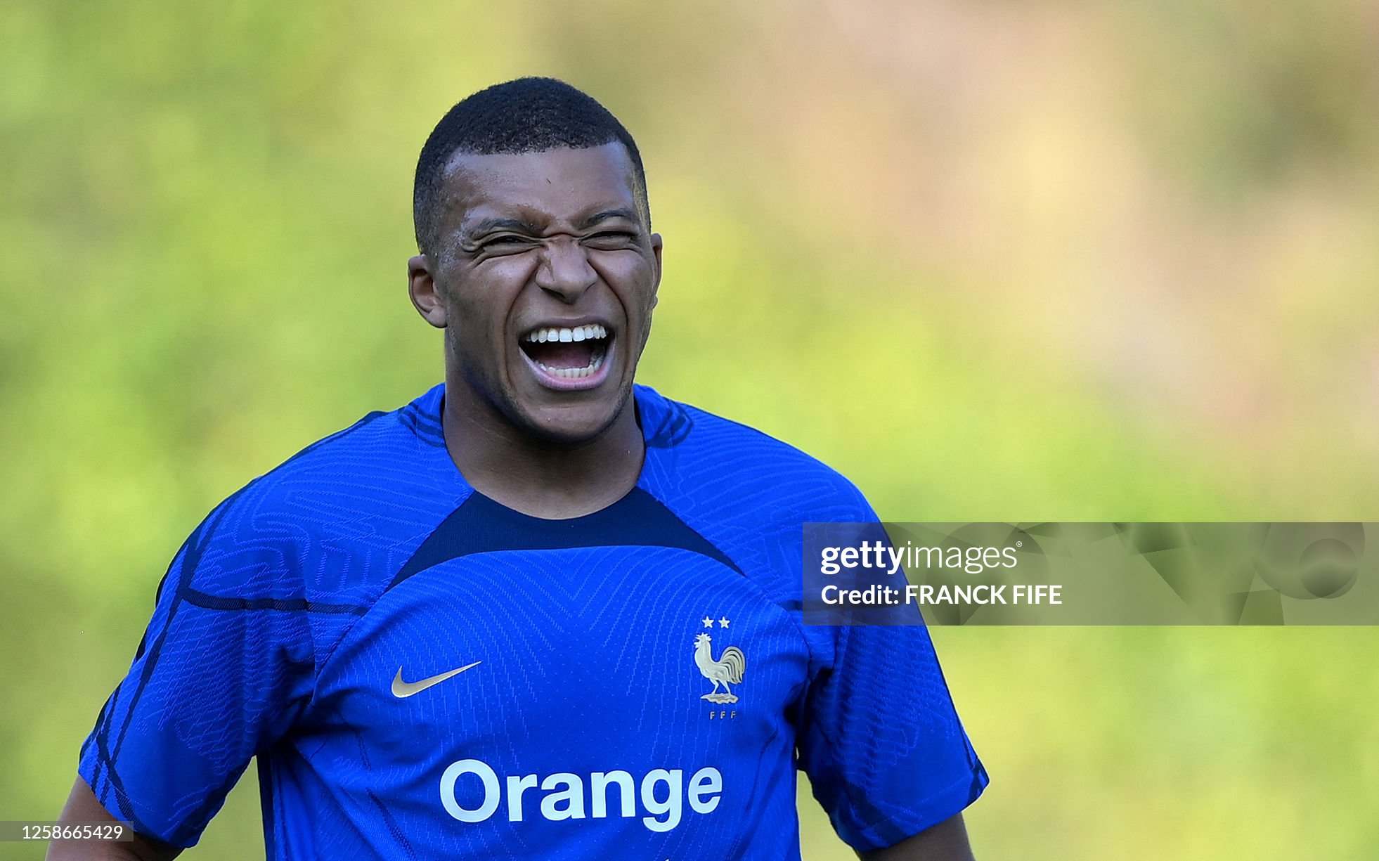 Kylian Mbappe offered Man United exit route