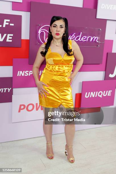 Dargo Reyhan Dr Reyhan Sahin Photos and Premium High Res Pictures - Getty Images