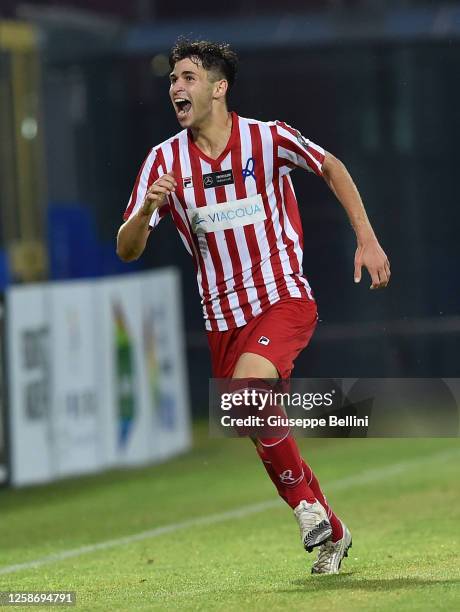 Alessandro Zorzi of Vicenza celebrates after scoring the opening goal during the Serie C U17 Final match between Albinoleffe and Vicenza at Stadio...