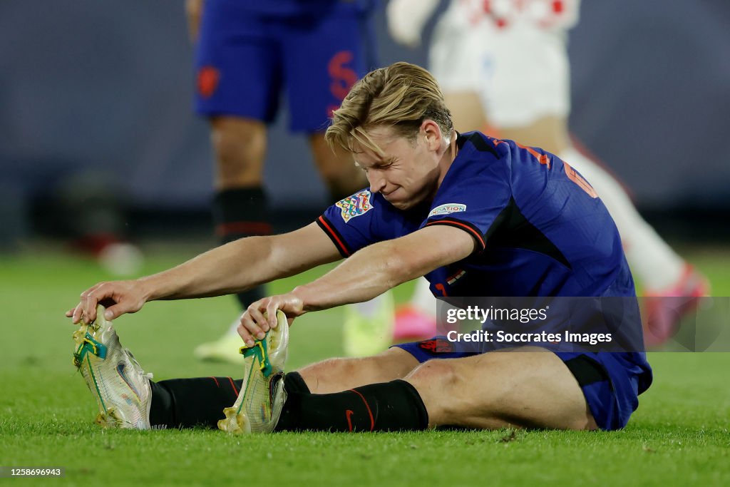National team coach Ronald Koeman is shocked: Frenkie de Jong substituted after half an hour with an injury