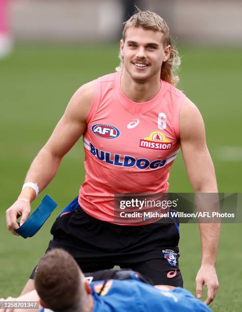 Bailey Smith of the Bulldogs looks on during the Western Bulldogs training session at Whitten Oval on June 15, 2023 in Melbourne, Australia.