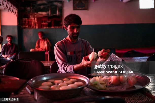 Chainaki Mutton Afghan Traditional Food Photos and Premium High Res Pictures - Getty Images