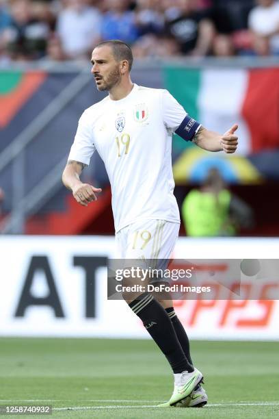 Cutter Bonucci 19,621 Leonardo Bonucci Italy Italy Stock Photos, High-Res Pictures ...