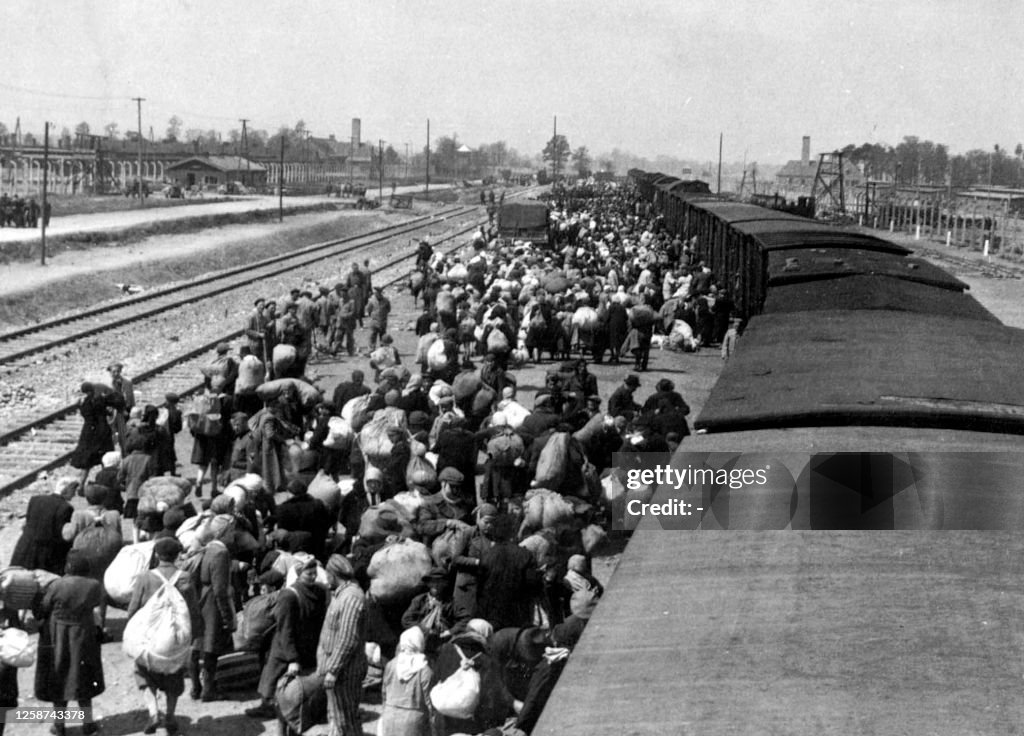 WWII-CONCENTRATION CAMP-AUSCHWITZ