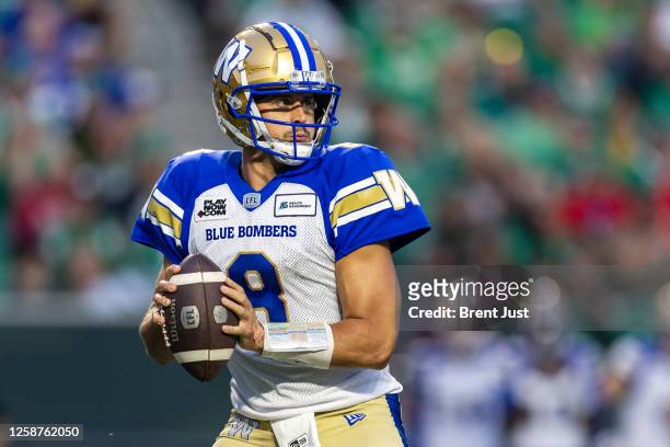 Zach Collaros of the Winnipeg Blue Bombers looks to throw in the game between the Winnipeg Blue Bombers and Saskatchewan Roughriders at Mosaic...