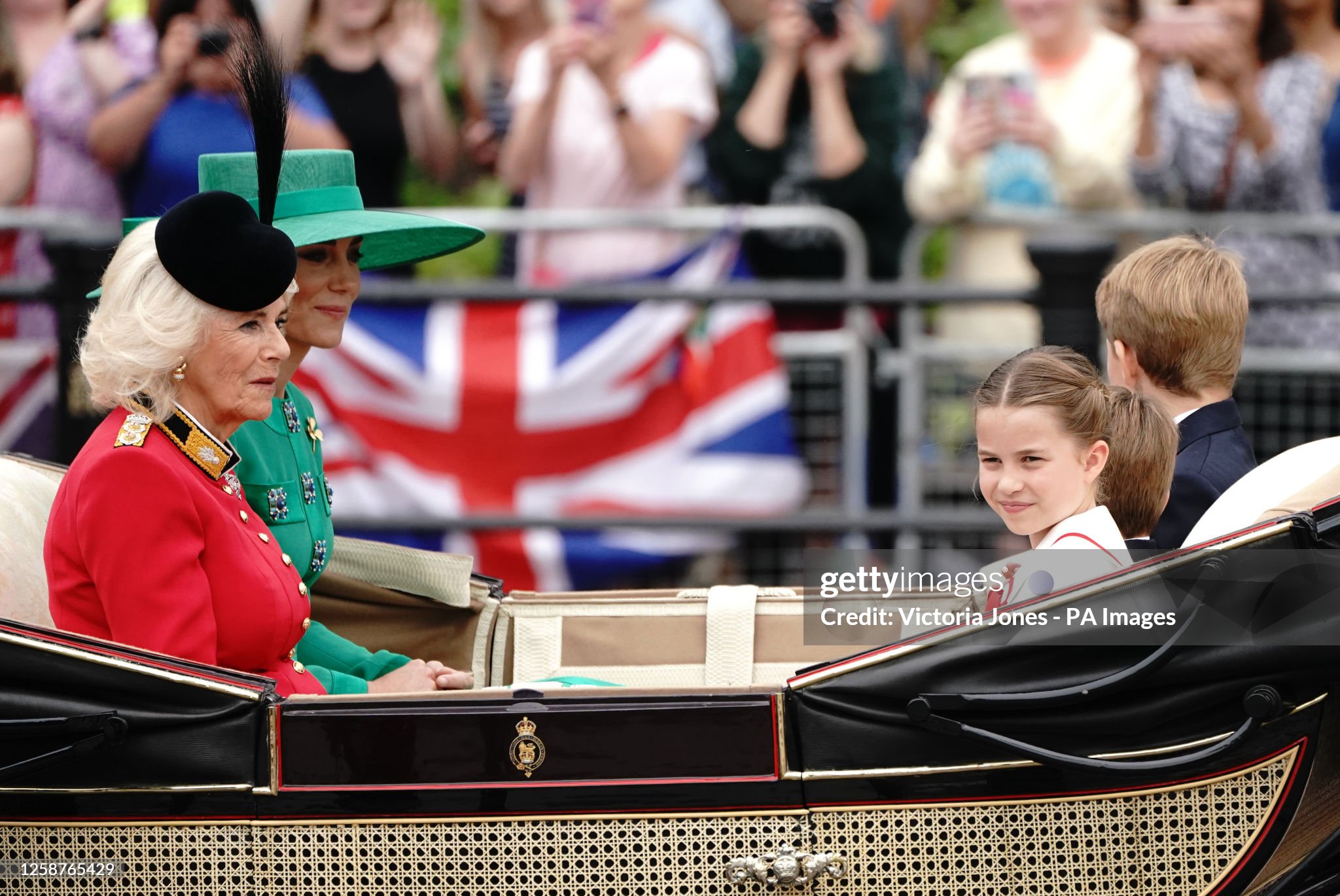 Trooping the Colour 2023 ОБНОВЛЯЕТСЯ Trooping the Colour 2023 ОБНОВЛЯЕТСЯ