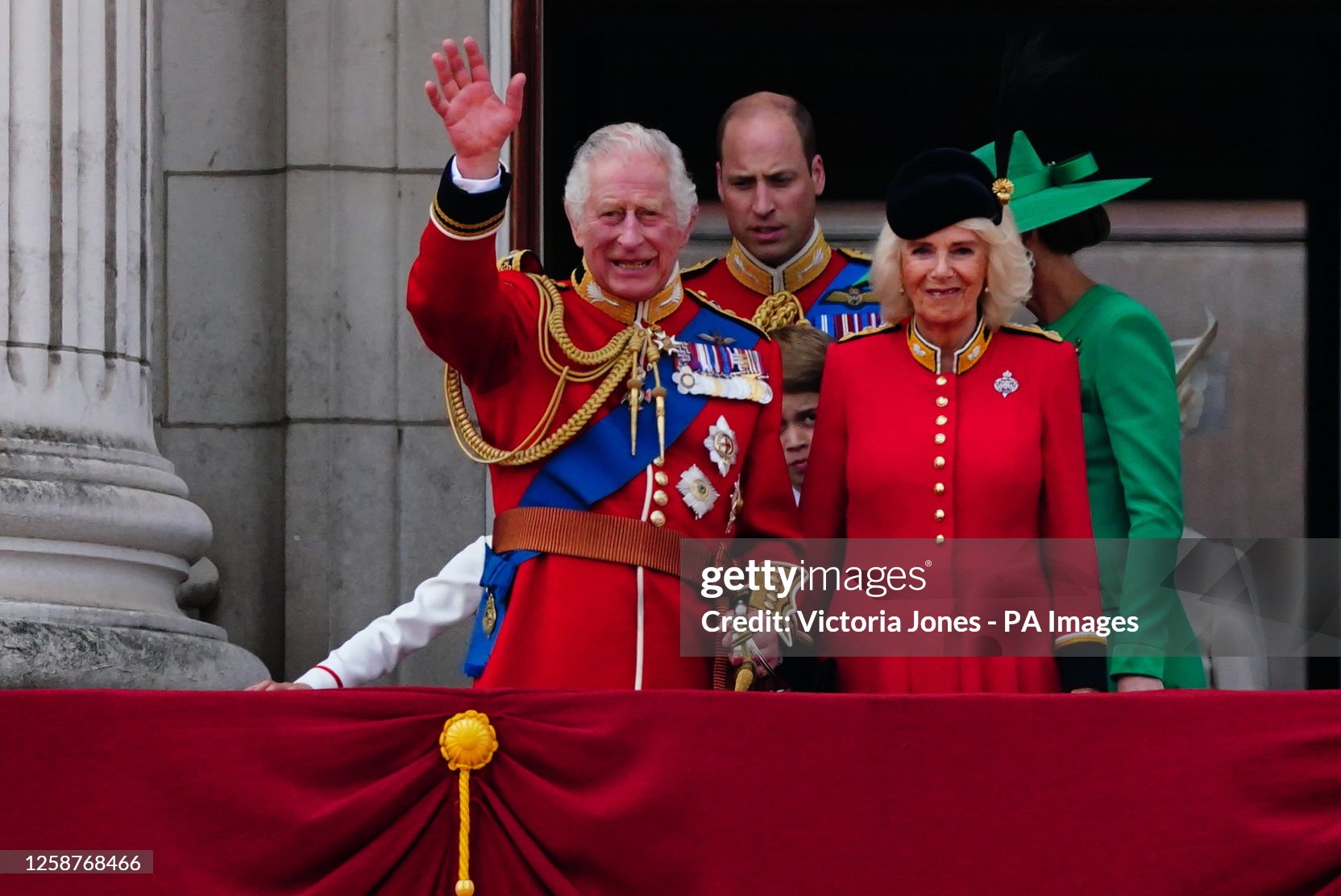 Trooping the Colour 2023 ОБНОВЛЯЕТСЯ Trooping the Colour 2023 ОБНОВЛЯЕТСЯ