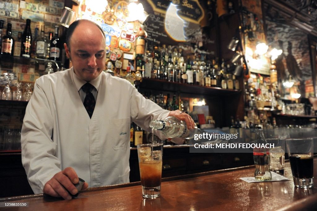 FRANCE-US-LEISURE-BAR-ANNIVERSARY