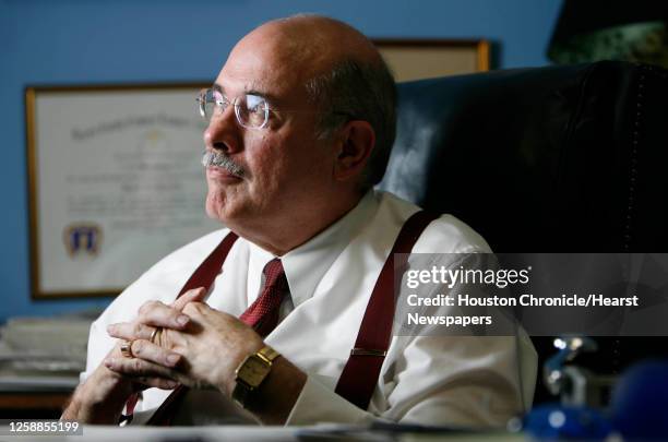 Cgc Ritchie Attorney 19 University Of Texas Tower Shooting Stock Photos, High-Res Pictures ...