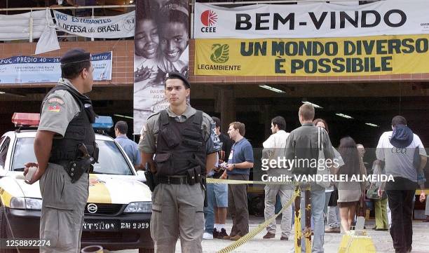 The Military Police guards infront of the library at the Universidad Catolica due to the World Social Forum, in Porto Alegre, Brazil, 03 February...