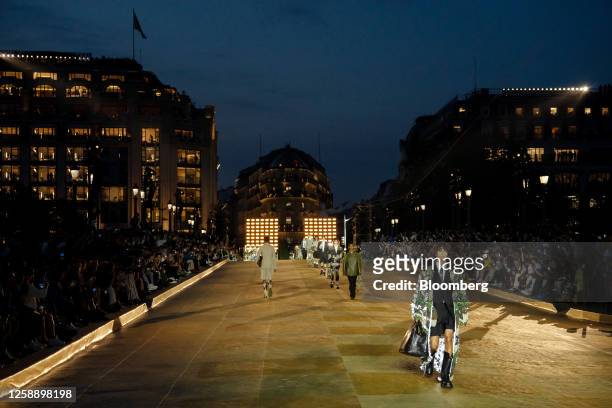 Models on the runway during the Louis Vuitton Spring-Summer 2024 Men's collection show at Pont Neuf bridge in Paris, France, on Monday, June 20,...