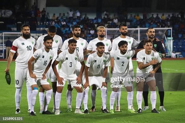 Pakistan Palayers Pakistan's players pose for a team picture before the start of the ...