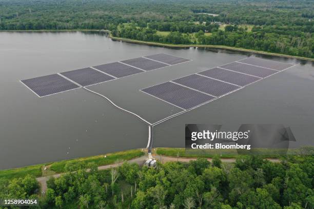 Floating solar panels on the Canoe Brook reservoir in Short Hills, New Jersey, US, on Monday, June 19, 2023. The new floating solar array, owned and...