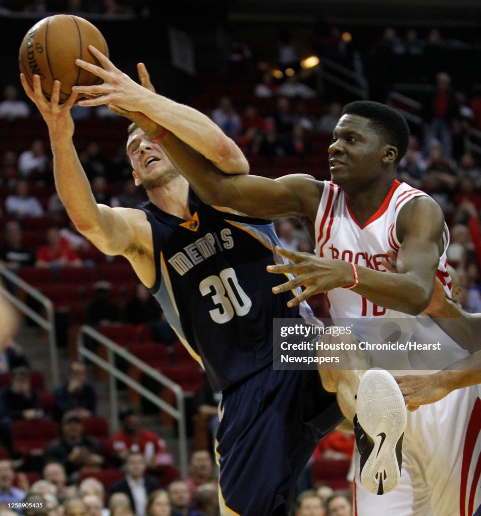 Capela Houston Rockets Houston Rockets center Clint Capela reaches for a loose ball against ...