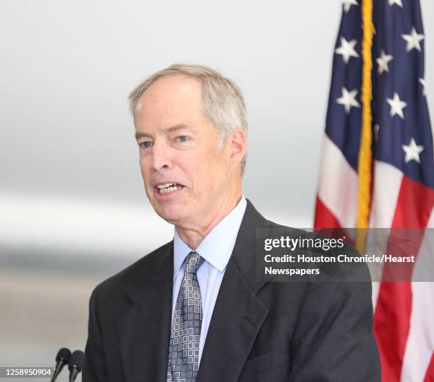 George Abbey 29 George Abbey (Nasa) Stock Photos, High-Res Pictures, and Images ...