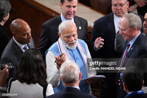 Modi Sign 359 Modi Writing Stock Photos, High-Res Pictures, and Images - Getty Images