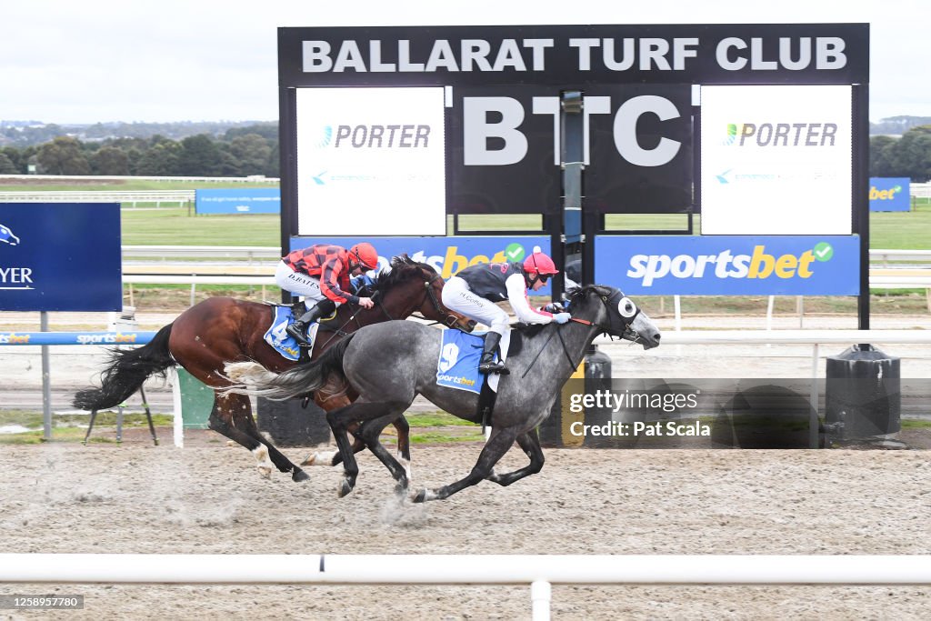 Sharpisha Look Sharpish ridden by Harry Coffey wins the Porter Plant BM64... News ...