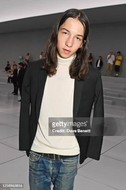 Lux Gillespie attends the Dior Homme Menswear Spring/Summer 2024 show as part of Paris Fashion Week on June 23, 2023 in Paris, France.