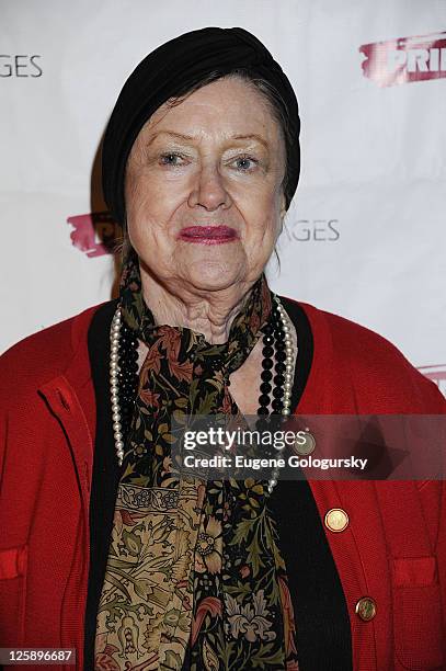 Elizabeth Wilson 5,195 Elizabeth Wilson Photos & High Res Pictures - Getty Images